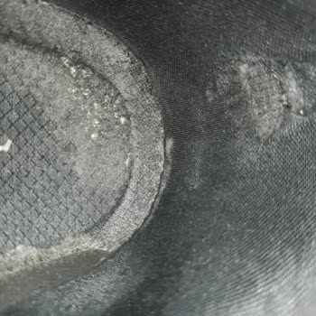 Skechers Ayakkabısının Kısa Sürede Yırtılması Ve Mağaza Tarafından Müşteri Hatası İddiası
