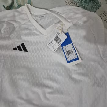 Entrega Incorrecta De Camiseta Adidas, Solicito Mantener Cupón Del 30%