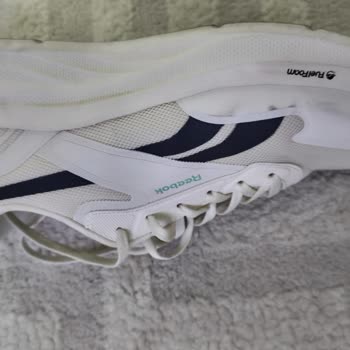 Reebok Anes Run Blanco Calienta Demasiado, Exijo Devolución