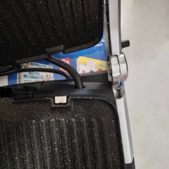 Kırık Tost Makinesi Ve Servis Yönlendirme Sorunu