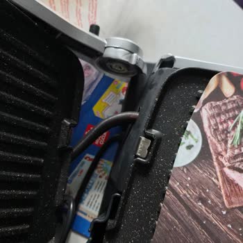 Kırık Tost Makinesi Ve Servis Yönlendirme Sorunu