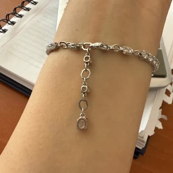 Swarovski Bileklikte Kararma Ve Garanti Reddi