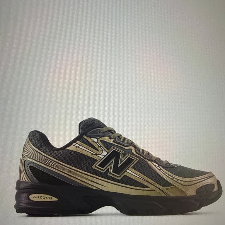 Sert Tabanlı New Balance Ayakkabıda Topuk Ağrısı Ve İade Reddi