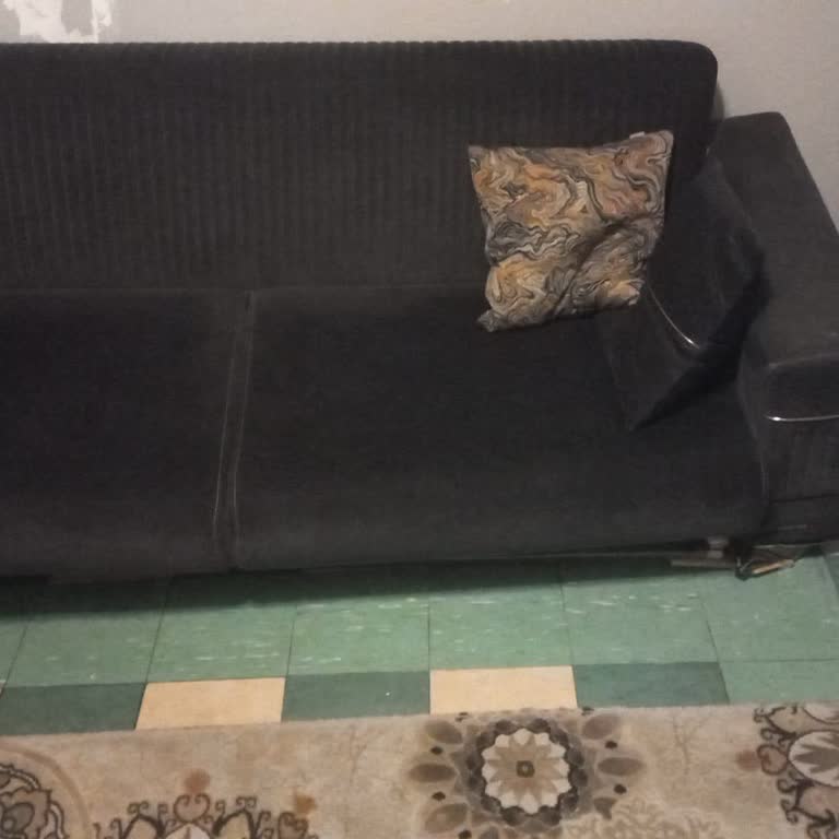 Kırık Ve Çürük Koltuk Takımı, Kalitesiz Ürün Ve Yetersiz Servis