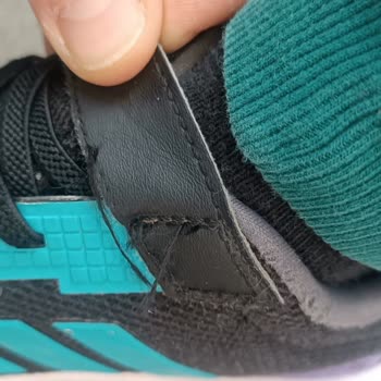 Çocuk Ayakkabısının 15 Gün İçinde Yırtılması Ve Adidas’ın Reddetme Kararı
