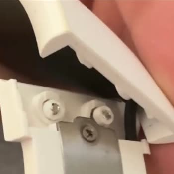 Kırılan Kulaklıkta Plastik Vida Yuvası Sorunu: Garanti Dışı Ücret Talebi