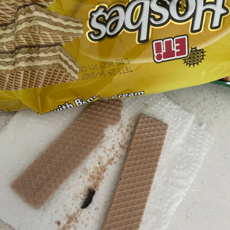 Eti Hoşbeş 120g Üründe Sert Siyah Yabancı Madde Tespit Edildi