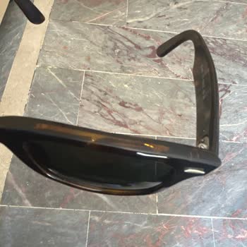 Rayban Gözlüğümde Üretim Hatası, Mağduriyetim Ve Değişim Talebim