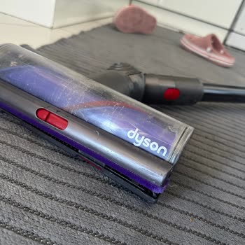 Dyson V15 Gövde-Boru Sallanması Ve Turbo Başlık Sorunu İçin Garanti Kapsamında Parça Değişimi