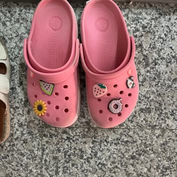 A101 Crocs Terliğinin İlk Yıkamada Patlaması Ve Küçülmesi
