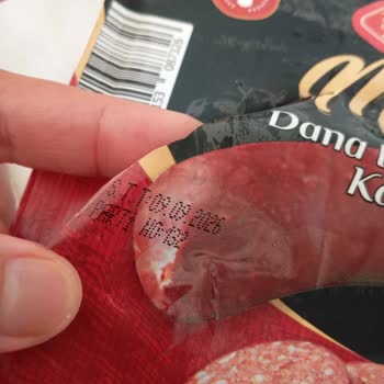 Küflü Sucukla Karşılaştım A101 Sakarya Şubesinde Gıda Güvenliği İhlali