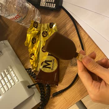 Magnum Classic Dondurmasının Yarı Miktarı Eksik Ve Şekilsiz