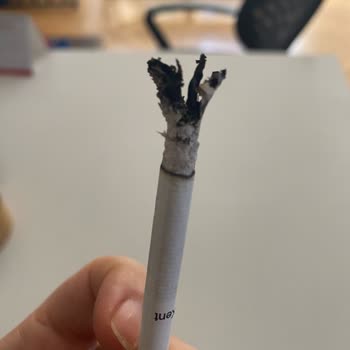Kent D-Range Blue Sigarada Çöpler Çıkması Ve Az Tütün Şikayeti