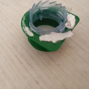 Juss Markasının Kapak Sorunu Kullanım Zorluğu Ve Hijyen Güvenliği Endişesi Yaratıyor
