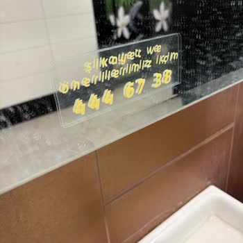 Kurşunlu Yolundaki Opet İstasyonunda Tuvalet Ve Lavabo Hijyeni Acilen İyileştirilmeli