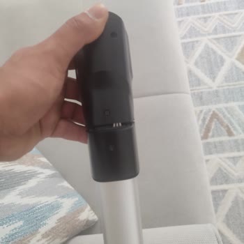 Philips SpeedPro Max Dikey Süpürgede Boru Kırılması Ve Garanti Değişim Talebi