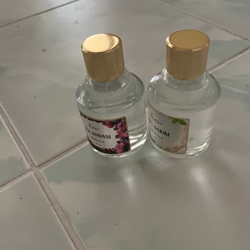 İndirimli Gül Suyu Saç Bakım Ürünü Yanıltıcı Şekilde Sadece Su Gönderildi