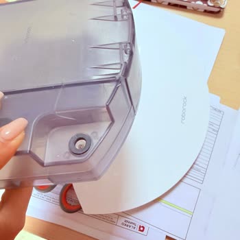 Su Haznesi Çatladı Ve Toz Haznesi Koruyucu Plaka Eksik: Ücretsiz Değişim Talebi