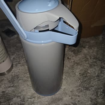 A101’den Hasarlı Thermos Ve Plastik Termosun Değiştirilmesini Talep Ediyorum