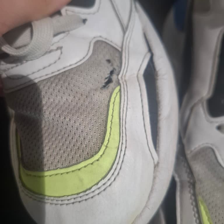 Puma Ayakkabım Üst File Yırtıldı, Ayıplı Ürün İadesi Reddedildi