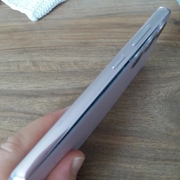 Samsung S23 Batarya Şişmesi Ücretsiz Değişim Talebi