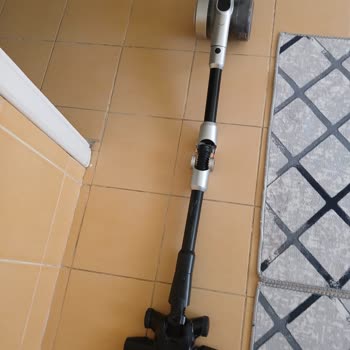 Vestel S70G Dikey Süpürge Gövdesi Normal Kullanımda Aniden Kırıldı