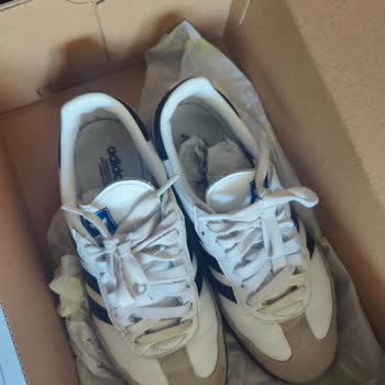 Kullanılmış Adidas Ayakkabı Yeni Olarak Gönderildi, Kupon Ve Bonus Haklarım Yok