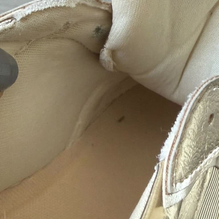 Ayakkabıda Çivi Gibi Çıkan Parça Ve Cevapsız İade Süreci