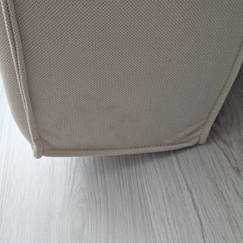 Açık Ve Kirli Koltuk Teslimatı, Uzun Bekleme Süresi Ve Yetersiz Müşteri Hizmetleri