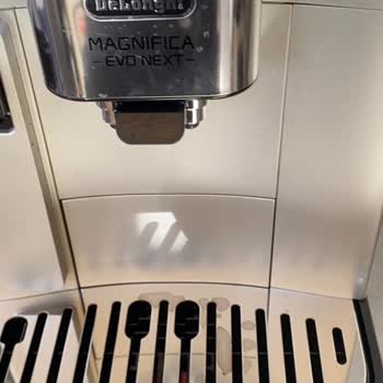 Delonghi Magnifica Evo Süt Haznesi Yerleşmiyor Ve İade Talebim Reddedildi