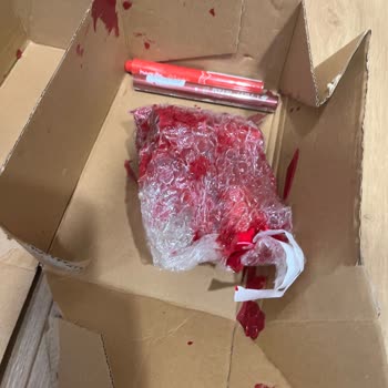 Kırık Oje Ürünleri Ve Cevapsız Müşteri Hizmetleri