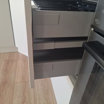 Fırının Aşırı Isısı Dolap Kapaklarımı Eritti, Beko’dan Tam Kapsamlı İnceleme Ve Tazminat Talebi