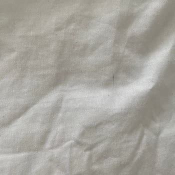 Karaca Home Nevresim Takımında Çizik Ve Yoğun Tiftiklenme