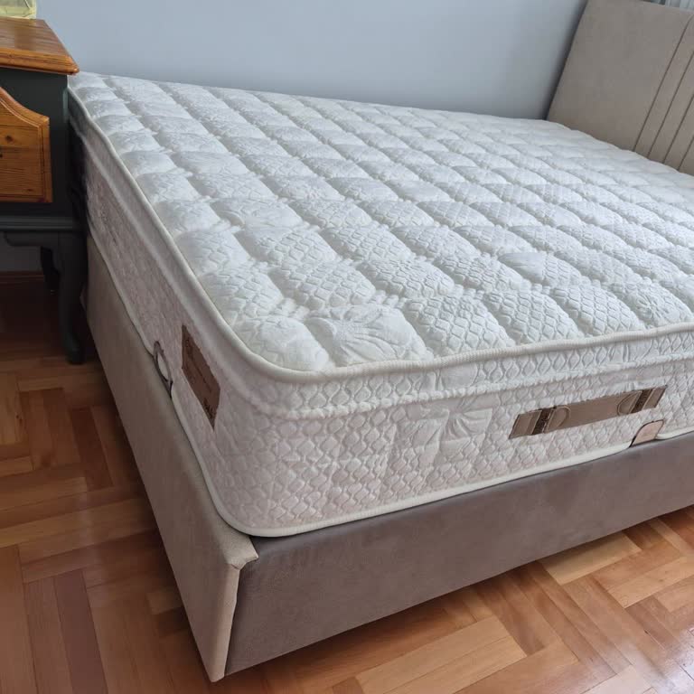Teslim Edilen Bazada Renk Uyumsuzluğu Ve Alez Eksikliği