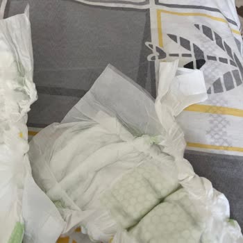 Bebem Natural 5 Numaralı Bezlerde Cırt Cırt Eksikliği Ve Yırtık Sorunu