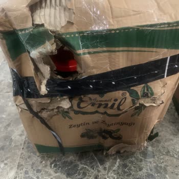 Adres Teslimatı Yapılmadığı İçin Şubeye Gitmek Zorunda Kaldım Ve Paket Yırtık