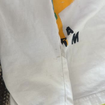 Miele Çamaşır Makinesinde Yağ Sızıntısı Nedeniyle Leke Sorunu Ve Ücretsiz Onarım Talebi