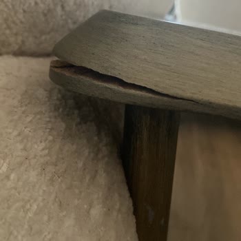 Peşin Ödenen Mobilyalarda Eksik Teslim Ve Kırık Koltuk