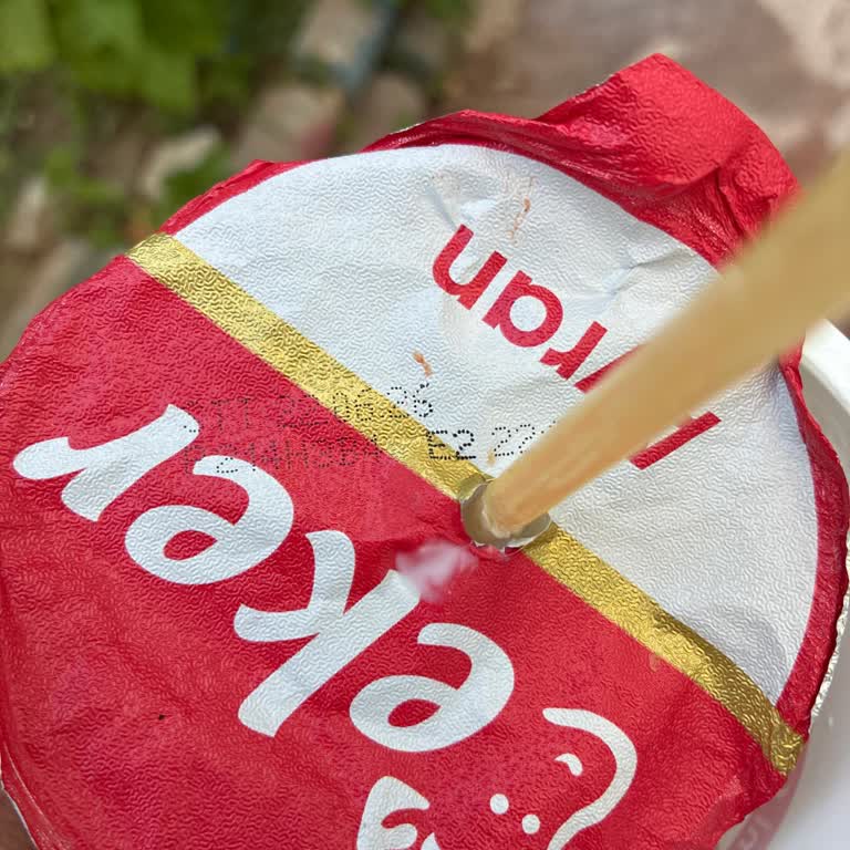 Yalova Doydos Şubesinde Tarihi Geçmiş Ayran Satışı Ve Çocuk Sağlığı Endişesi