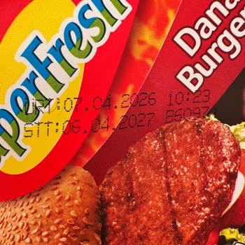 Superfresh Migros Online Siparişinde Hijyen Skandalı, Hamburger Köftesinde İnsan Kılı Görüldü