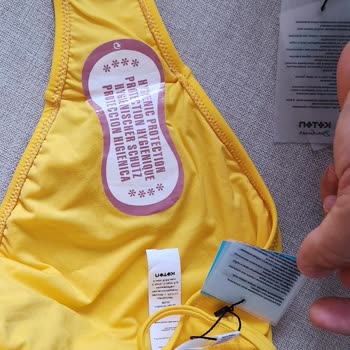 Satıcıdan Gelen Hijyenik Olmayan Bikini Altı Şikayeti