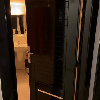 Assos Barbarossa Otel Yanıltıcı Oda Tipi Ve Tüm Ekipmanların Eski Ve Arızalı Olması