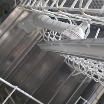 Miele Bulaşık Makinesinde Sepet Paslanması Ve Ücretsiz Değişim Talebi