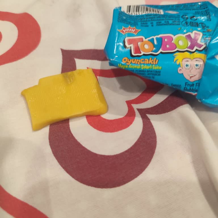 Toybox Sürpriz Yumurtasında Çürük Ürün Ve Şekilsiz Paket Şikayeti