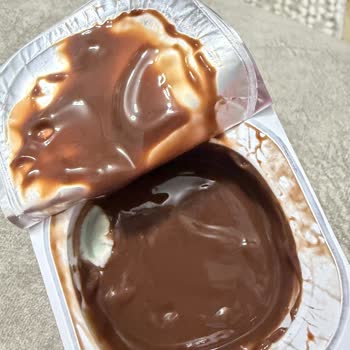 Sütaş Çikolatalı Pudingde Son Kullanma Tarihi Geçmemiş Olmasına Rağmen Küf