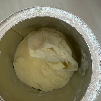 Hipp 2 Organic Combiotic Devam Sütü Ölçü Kaşığında Yabancı Cisim