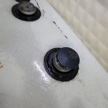 Beko Ocak Camının Aniden Patlaması Yüzümde Kesik Bıraktı