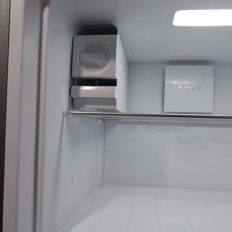 Ekran Kayması Ve Ses Sorunu, Buzdolabında Yanıltıcı Parça Değişimi Ve İlgisiz Servis