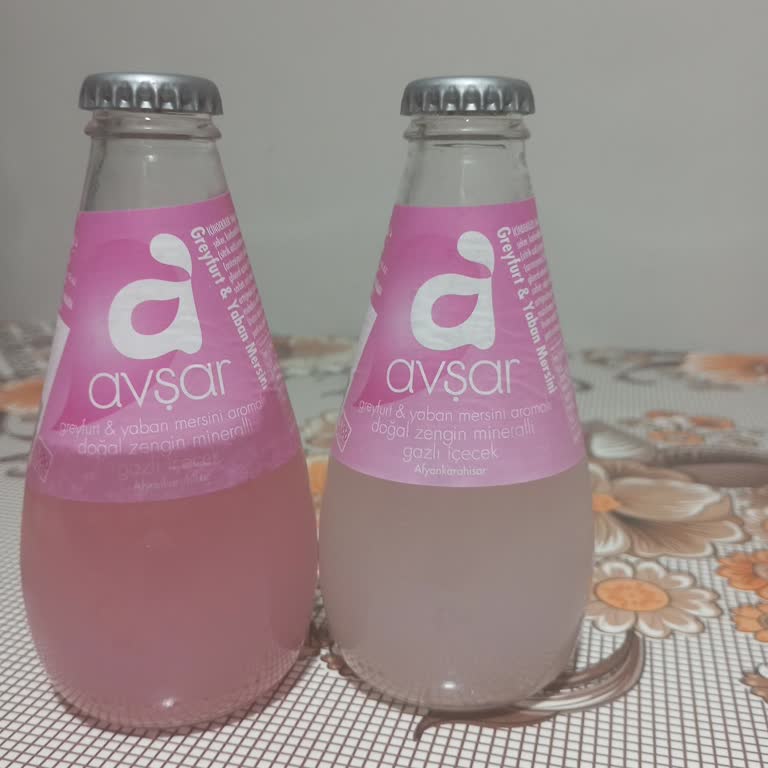 Avşar Greyfurt Yaban Mersini Maden Suyu Paketi İçinde Renk Ve Tat Tutarsızlığı