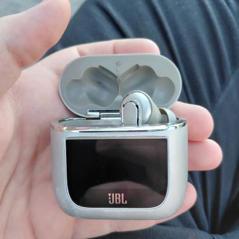 JBL Yout Pro 2 Bulma Modu Kendi Kendine Açıldı Ve İşitme Kaybına Yol Açtı